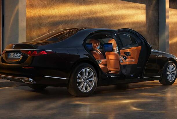 Mercedes zirehli S-Class avtomobillərini ancaq seçilmiş bir neçə nəfərə satır