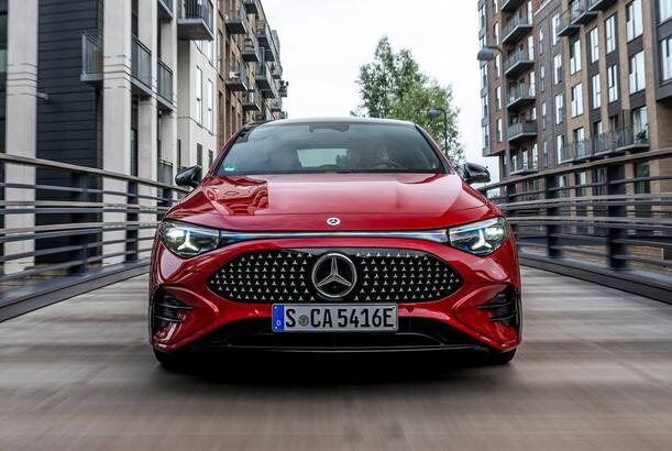 Mercedes-in yeni elektrik sedanı rekord məsafə qət etdi…
