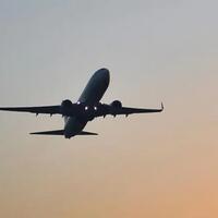 AZAL возобновил рейсы по маршруту Баку-Нахчыван