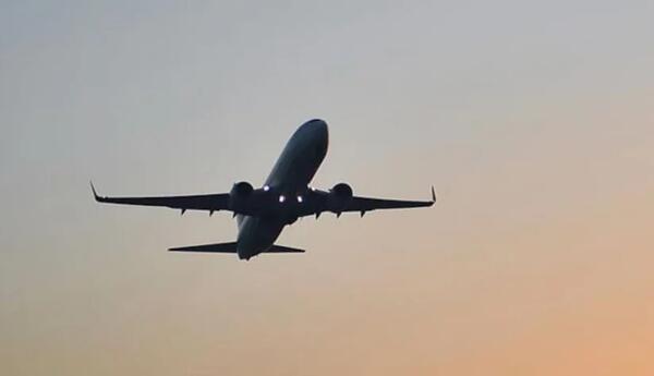 AZAL возобновил рейсы по маршруту Баку-Нахчыван