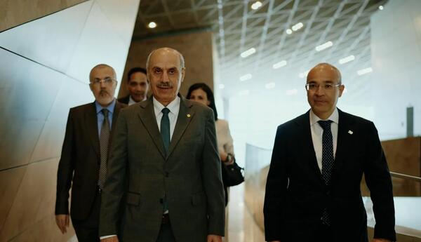 Mikayıl Cabbarov və İslam İnkişaf Bankı Qrupunun prezidenti Bakı Konqres Mərkəzində olublar