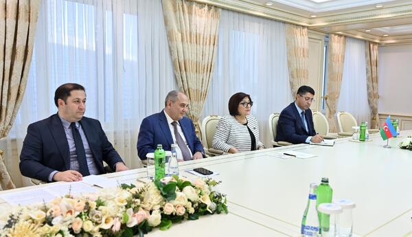 Sahibə Qafarova Kamboca Senatının sədr müavini ilə əməkdaşlığı müzakirə edib <span class="red">- FOTOLAR </span>