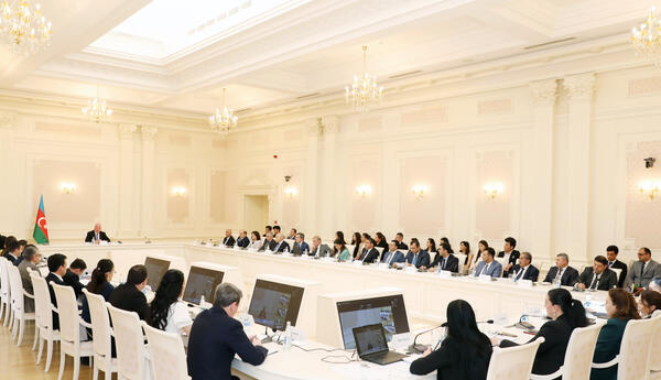 Ali Məhkəmə yanında Elmi-məsləhət şurasının növbəti iclası keçirilib <span class="red">- FOTOLAR </span>