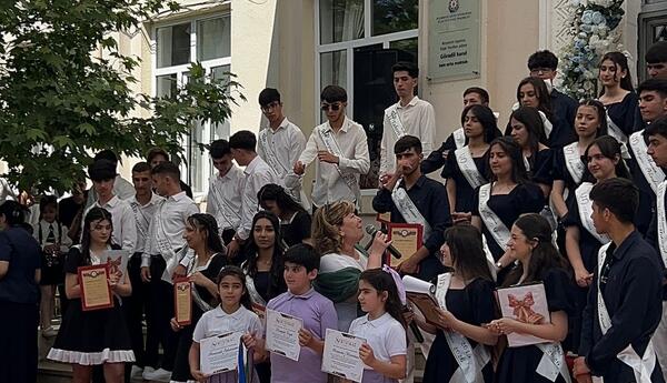 İlqar Yusifov adına Goradil tam orta məktəbdə ənənəvi olaraq “Son zəng” tədbiri keçirilib