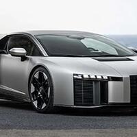 Audi yeni superkarını hərəkətdə nümayiş etdirdi...