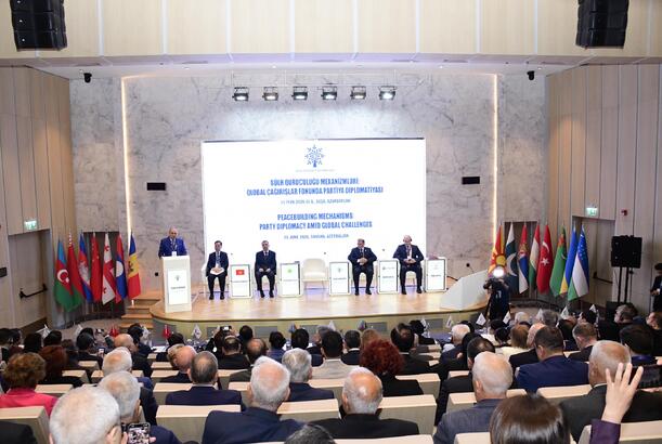 Şuşada “Qlobal təhlükəsizliyə regional töhfə: Cənubi Qafqazda sülh quruculuğu” mövzusunda beynəlxalq konfrans keçirilib -YENİLƏNİB