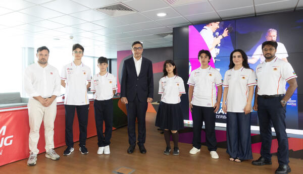 Azərbaycan ilk dəfə Formula 1-in dəstəklədiyi qlobal STEM Racing proqramına qoşulub <span class="red">- FOTOLAR</span>