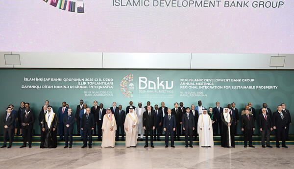 Prezident İlham Əliyevin iştirakı ilə Bakıda İslam İnkişaf Bankı Qrupunun 2026-cı il üzrə İllik Toplantılarının açılış mərasimi keçirilib <span class="red">YENİLƏNİB 2 - FOTOLAR</span>