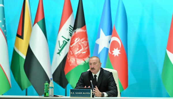 "Azərbaycan Avrasiya tranzitində strateji mövqeyini gücləndirir" <span class="red">- POLİTOLOQ </span>