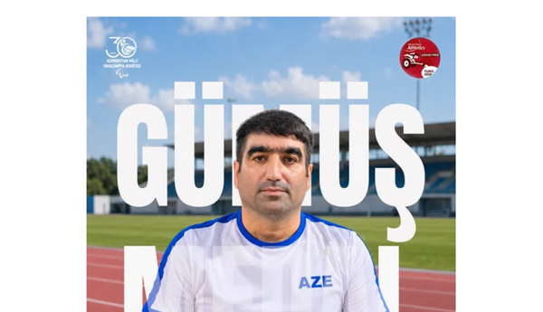 Elvin Astanov Tunisdə təşkil olunan Qran-pridə gümüş medal qazanıb