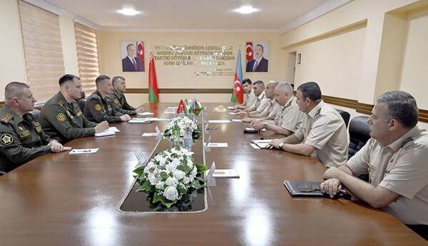 Azərbaycan və Belarus arasında hərbi obyektlərin mühafizəsi müzakirə olunub