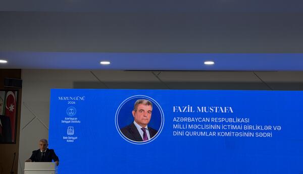 “Azərbaycan öz müasirliyini, mədəniyyətini və milli kimliyini qoruyub saxlaya bilir” <span class="red">- FAZİL MUSTAFA</span>