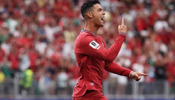 Ronaldodan yeni rekord!