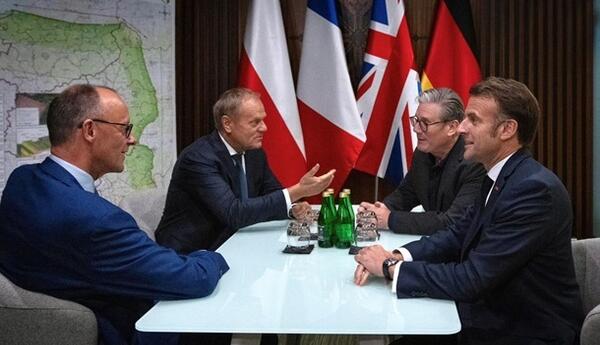 E5 liderləri Berlində sammit keçirəcəklər