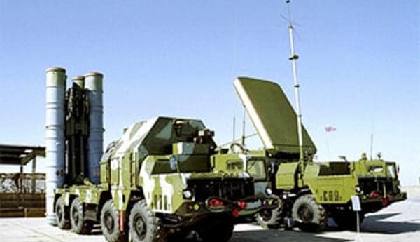Moskva parklarında S-300 və S-400 sistemləri quraşdırılır…