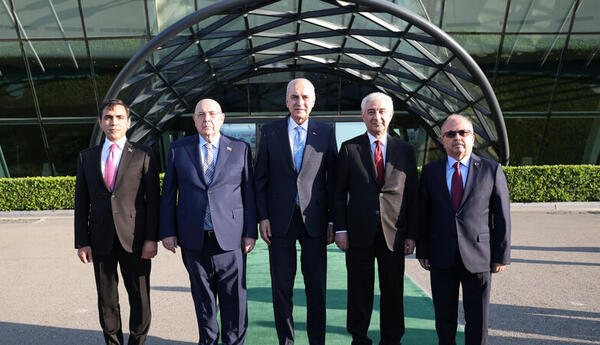 Türkiyə parlamentinin sədri Numan Kurtulmuş Azərbaycana gəlib