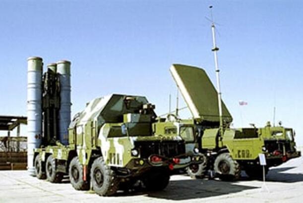 Moskva parklarında S-300 və S-400 sistemləri quraşdırılır…