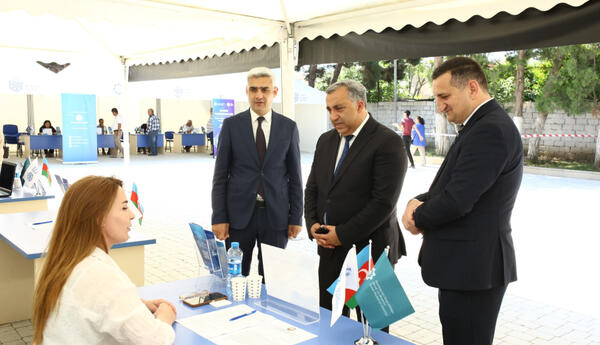 Şabranda əmək yarmarkası:100 boş iş yeri, 900 manatadək maaş