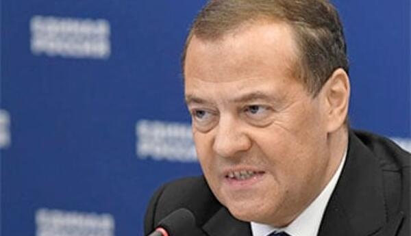 Medvedev Ermənistan və Moldovanı təhdid etməyə başladı..?