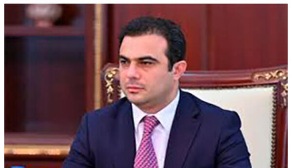 Zelenski Azərbaycan diasporunun rəhbərini təltif edib