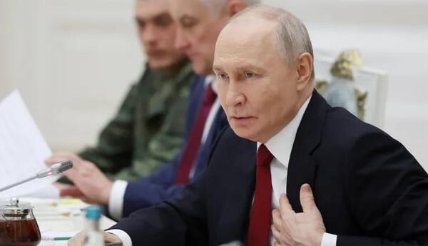 Putin uzaqmənzilli zərbələrə qoyulan məhdudiyyətləri niyə rədd etdi?