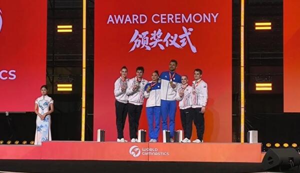 Azərbaycan gimnastları Çindəki Dünya Kubokunda qızıl medal qazanıblar