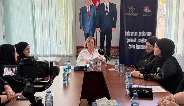 “Qəhrəman analarının gələcək nəsillərə Zəfər ismarıcları” <span class="red">- FOTOLAR</span>