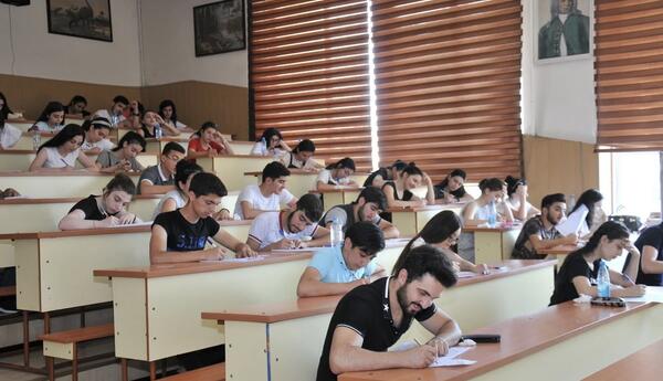 İyulun 13-dən tələbələrin yerdəyişməsi üzrə sənəd qəbuluna başlanılır