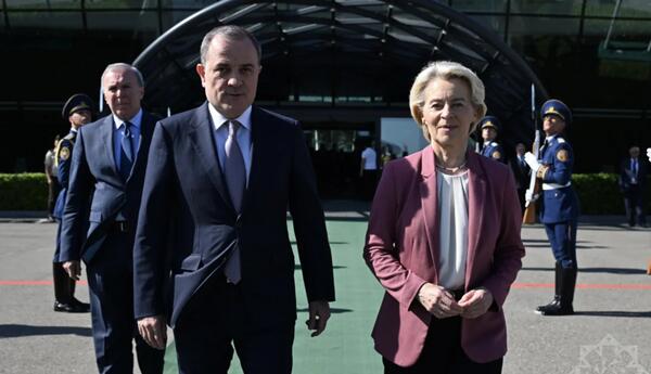 Ursula Fon der Lyayenin Azərbaycana səfəri başa çatıb