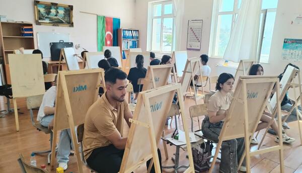 DİM: Bu gün bir nəfər başqasının yerinə imtahan verməyə cəhd edib