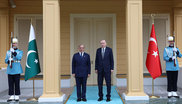 Şahbaz Şərifdən çağırış...