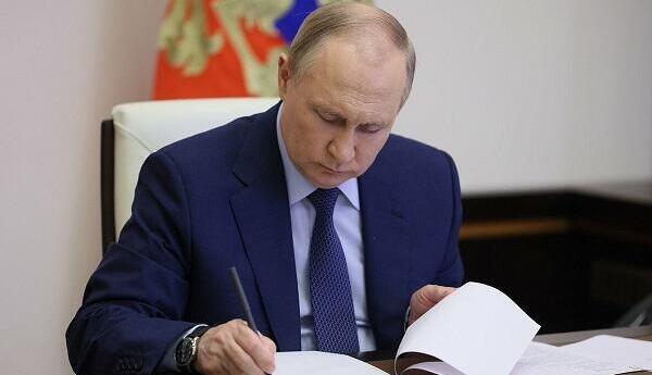 Putindən Rusiya yanacaq bazarı barədə QƏRAR