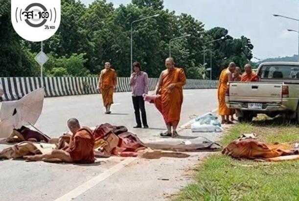 11 yaşlı "sürücü" maşınla buddist rahiblərinin karvanına çırpılıb - 8 ölü