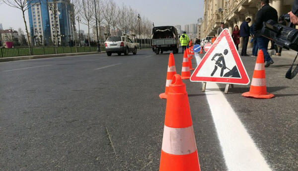 Yol təmiri işləri planlaşdırılarkən nəqliyyat axını necə düzgün idarə olunmalıdır? <span class="red">- EKSPERT </span>