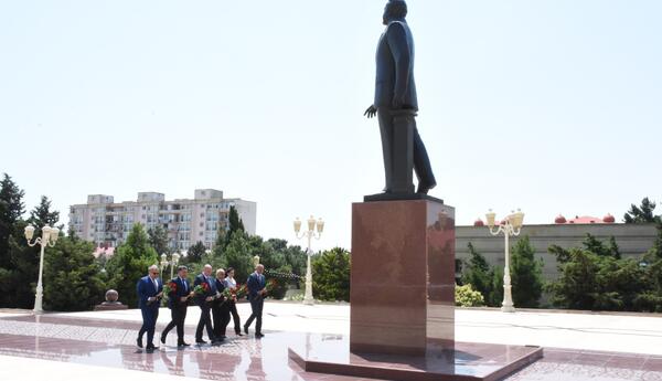 YAP Qaradağ rayon təşkilatının yeni sədri rayon ictimaiyyətinə təqdim olunub
