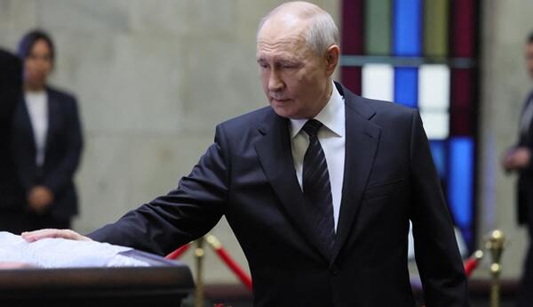 Putin son şansını əldən verməyə tələsir