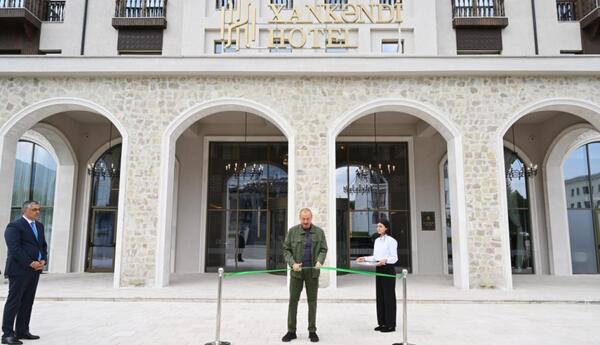 Prezident İlham Əliyev “Xankəndi” hotelinin açılışında iştirak edib