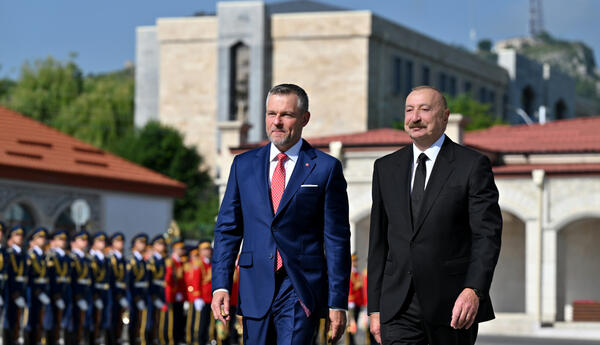 Slovakiya Prezidenti Peter Pelleqrininin Şuşada rəsmi qarşılanma mərasimi olub <span class="red">- FOTOLAR</span>