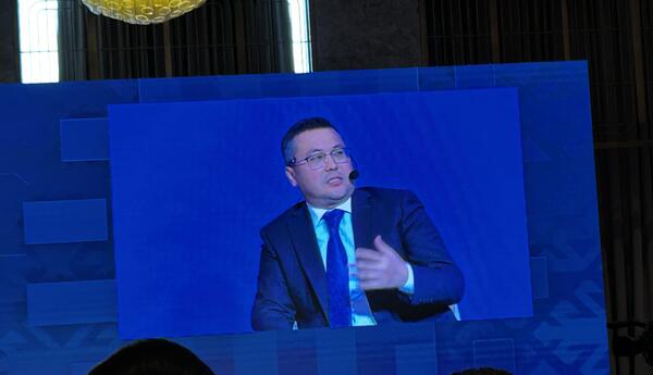 “Dezinformasiyaya qarşı birgə mübarizə vacibdir” <span class="red">- Kanat İskakov</span>
