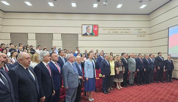 “14 İyul – Müstəqil və Qüdrətli Azərbaycan Dövlətinin təməlinin qoyulduğu gün” <span class="red">- FOTOLAR</span>
