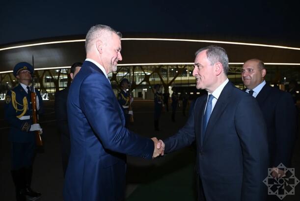 Slovakiya Prezidenti Füzulidən Bakıya yola düşüb