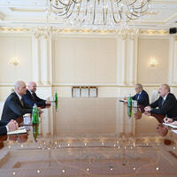 President Ilham Aliyev receives John Deere delegation