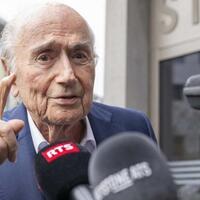 "Hara gedirsən, FİFA?” - Blatter dünya çempionatını "topa tutdu"...