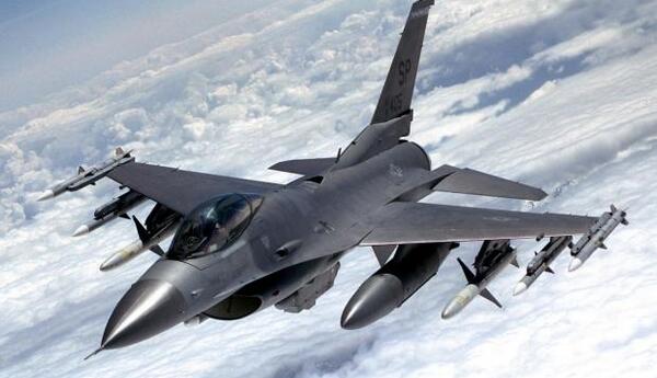 ABŞ -ın 12 ədəd F-16-sı İordaniyada
