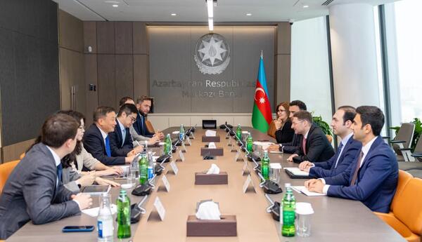 Azərbaycan Çin ilə QR kod əsaslı ödəniş həllərinin inkişafını müzakirə edib