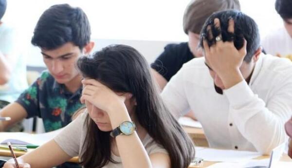 Şagirdləri sərbəst qərar verməyə necə öyrətməliyik? <span class="red">- PSİXOLOQ DANIŞDI</span>
