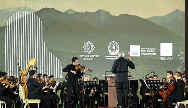 XV Qəbələ Beynəlxalq Musiqi Festivalının açılışı olub