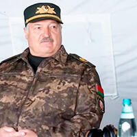 Lukaşenko yenidən səhlənkar işçiləri orduya göndərəcəyinə söz verdi