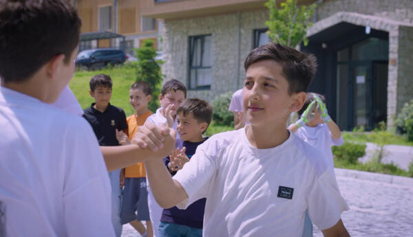 Kəlbəcərli uşaqlardan dostluq çağırışı