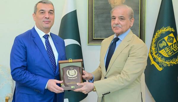 Azərbaycanın Pakistandakı səfiri diplomatik missiyasını başa çatdırır